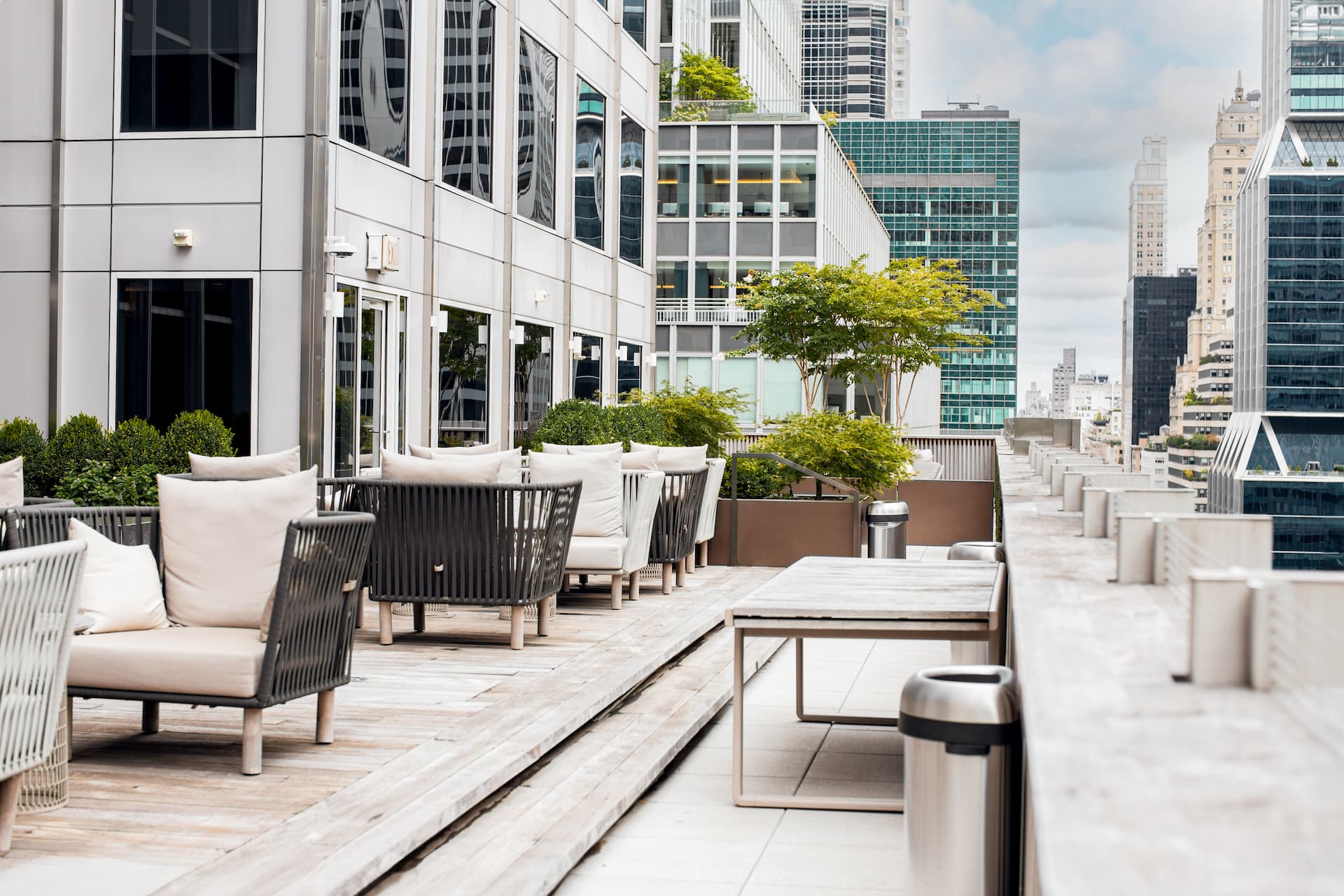320 Park Ave